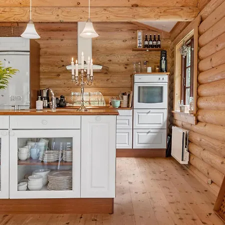 2 Bedroom Nice Home In Saeby