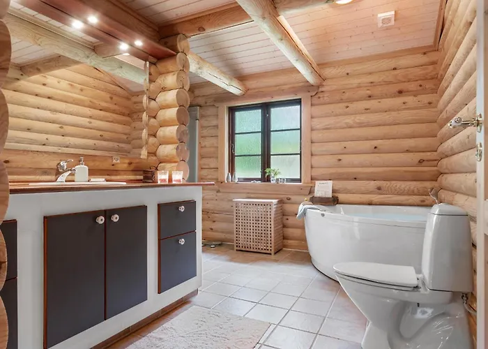 2 Bedroom Beautiful In