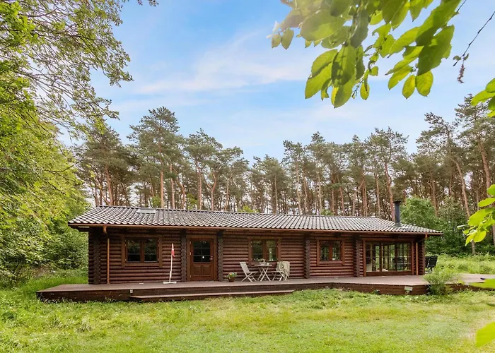 2 Bedroom Beautiful In Sæby