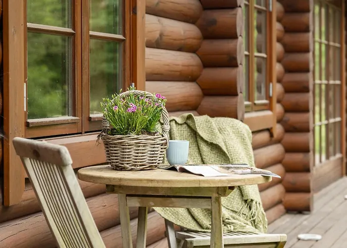 2 Bedroom Beautiful In Сasa de vacaciones Sæby